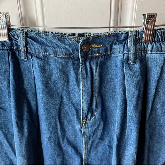 Baggy pleated balloon leg jeans XL (size 18ish). Trending! 100% cotton - Picture 2 of 5